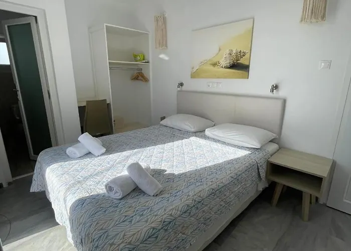 Pensionat Ioanna's House 3*